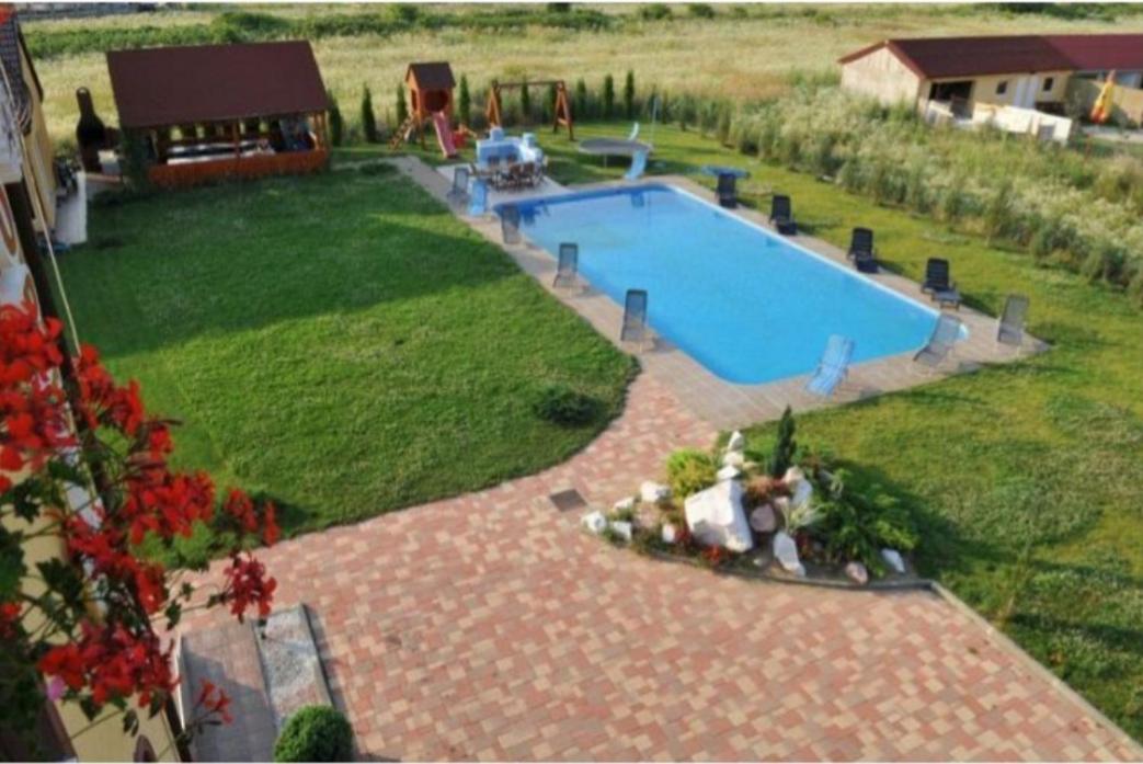 Casa Optima Hotel Oradea Exterior photo